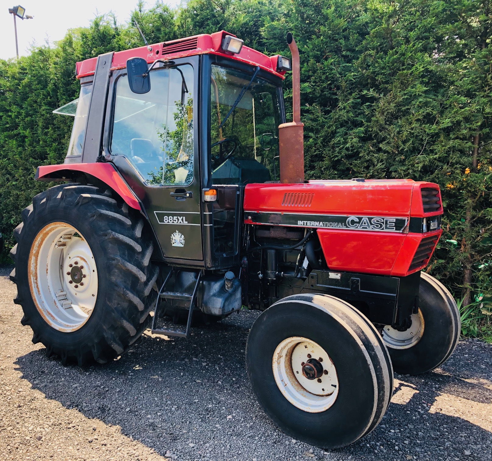CASE INTERNATIONAL 885 SUPER TWO**SOLD** J Bourne Tractors