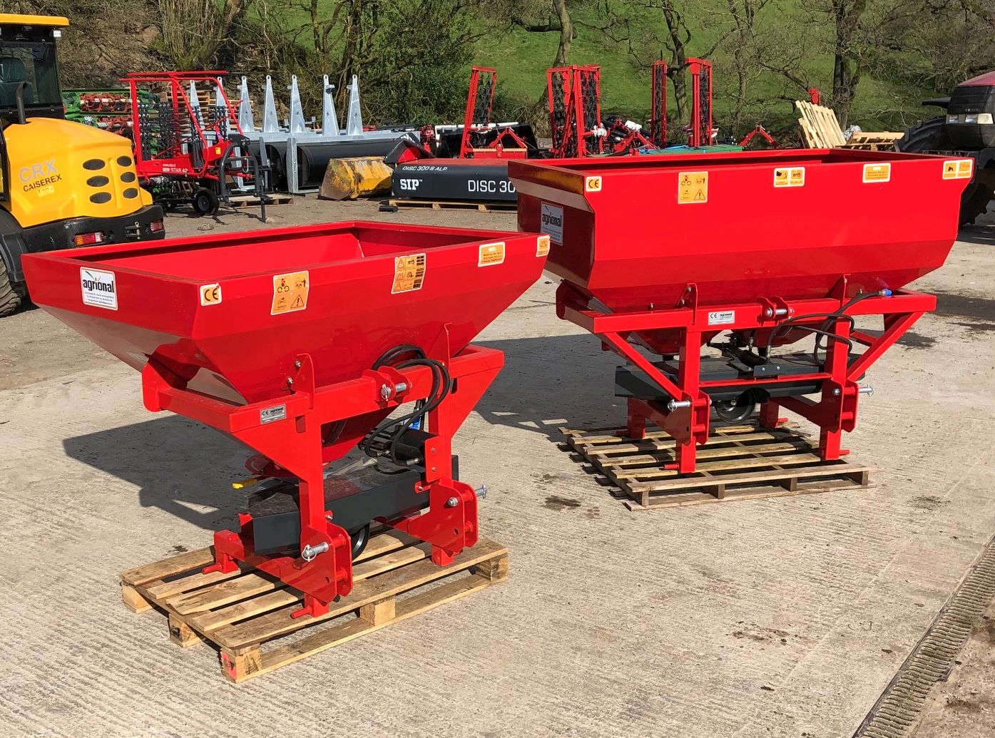 AGRIONAL FERTILISER SPREADER / SPINNER J Bourne Tractors