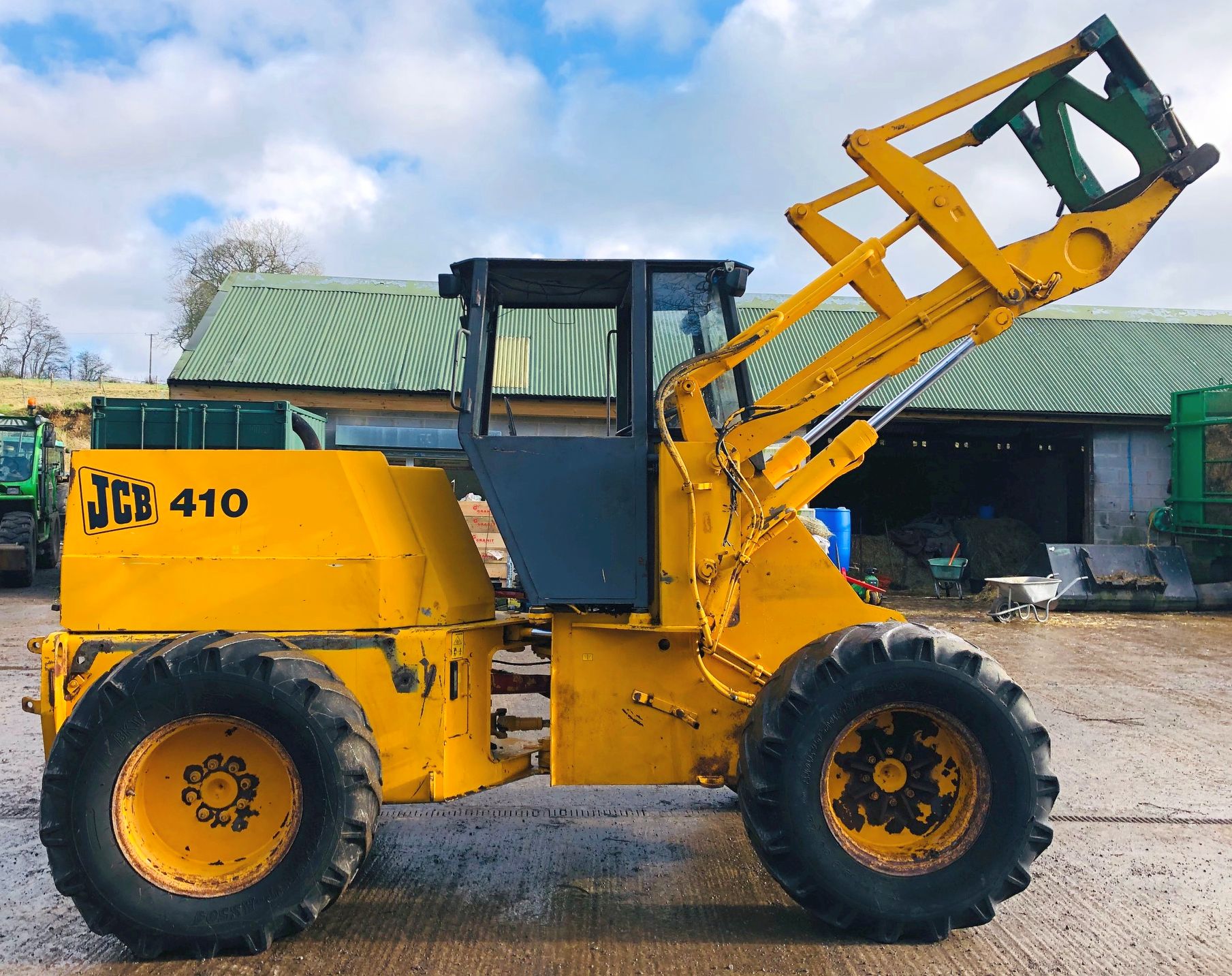 JCB 410 LOADING SHOVEL J Bourne Tractors