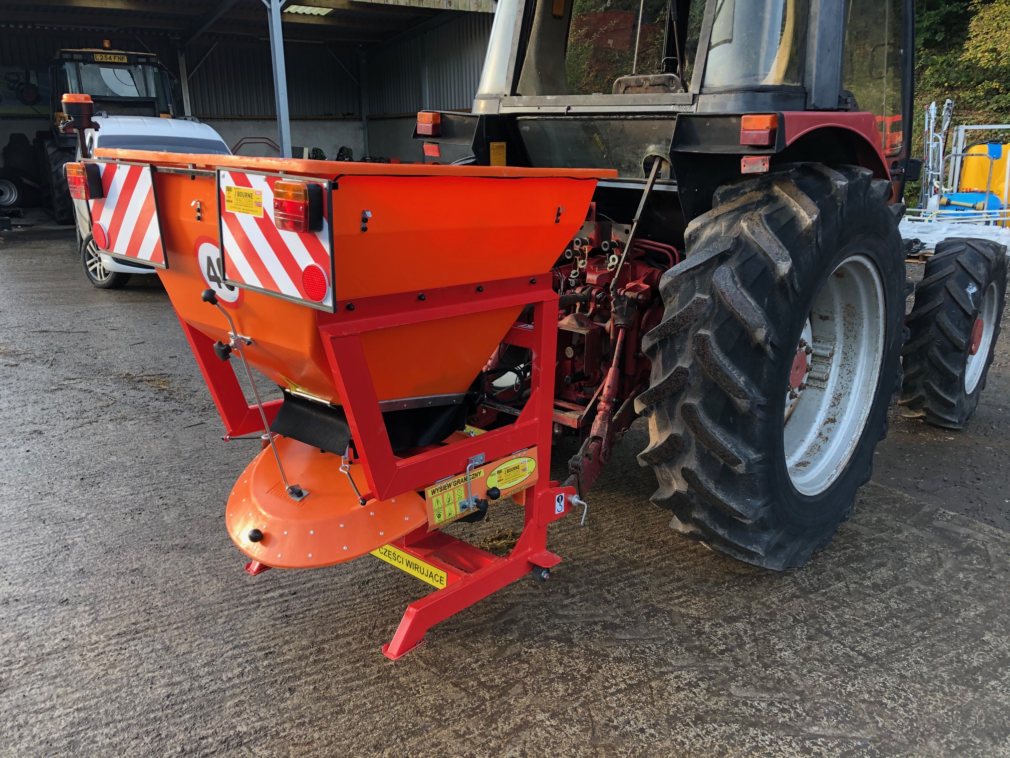 SALT SPRREADERS / GRITTERS - J Bourne Tractors