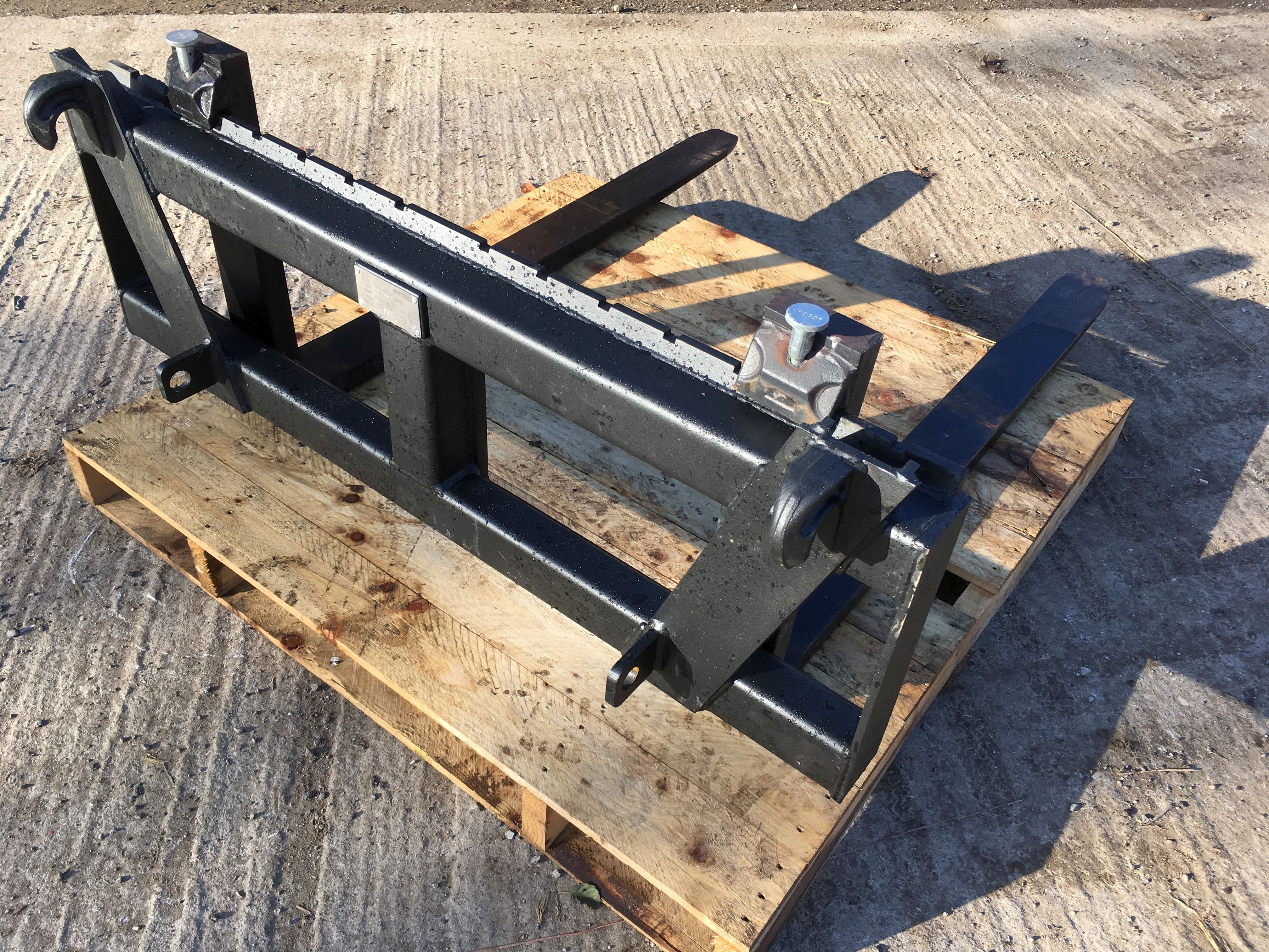 QUICKE EURO 8 TRACTOR PALLET FORKS ( BOBCAT ALSO AVAILABLE ) J Bourne