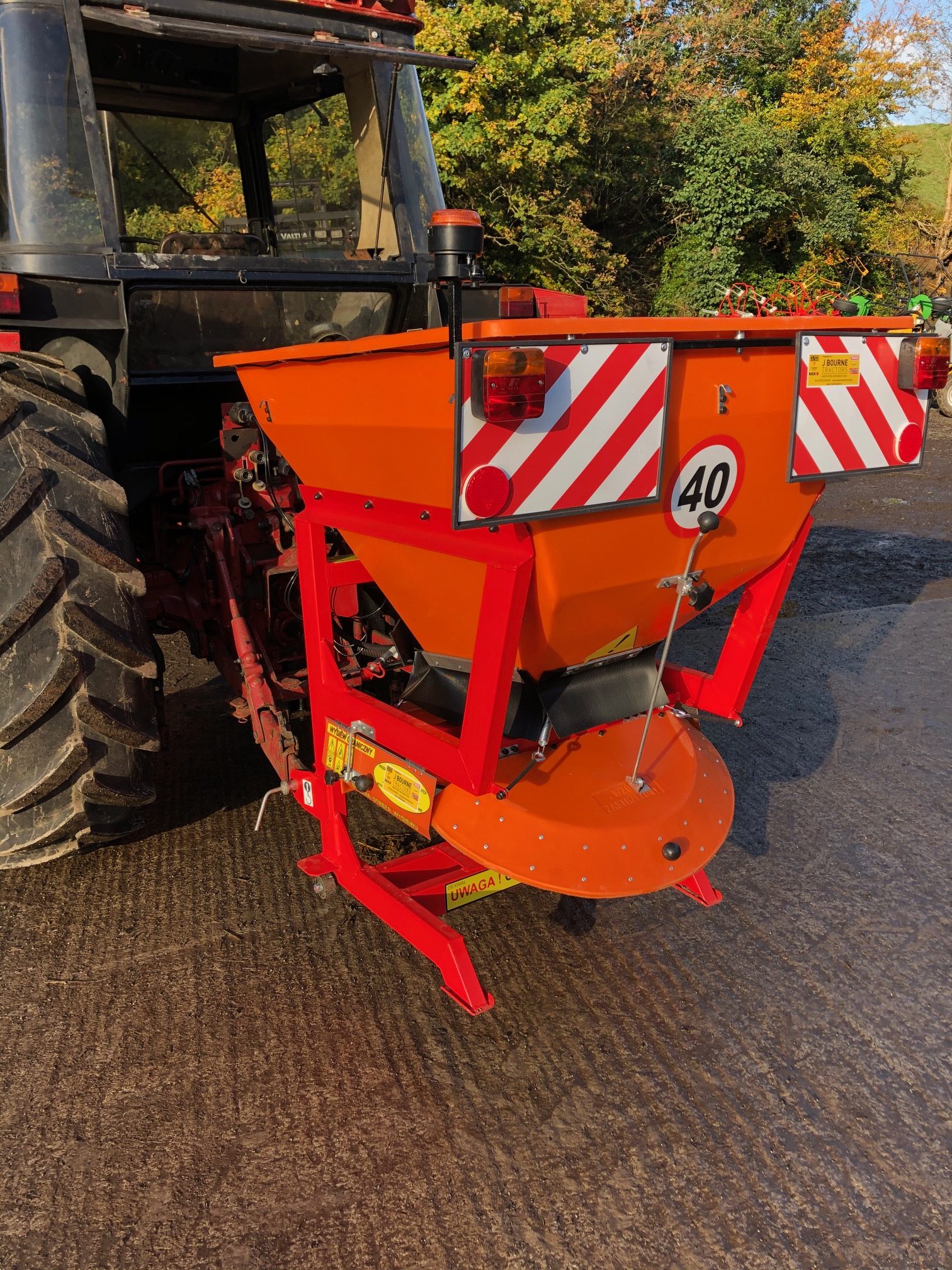 TRACTOR MOUNTED 550L SALT SPREADERS / GRITTERS J Bourne Tractors