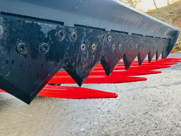 New Bale Slice / Shear With Wrap Retainer - Image 6