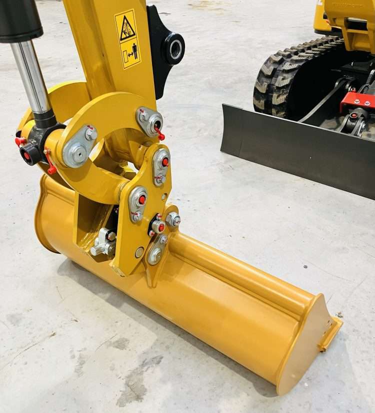 CRX MICRO / MINI DIGGER EXCAVTOR - Image 13