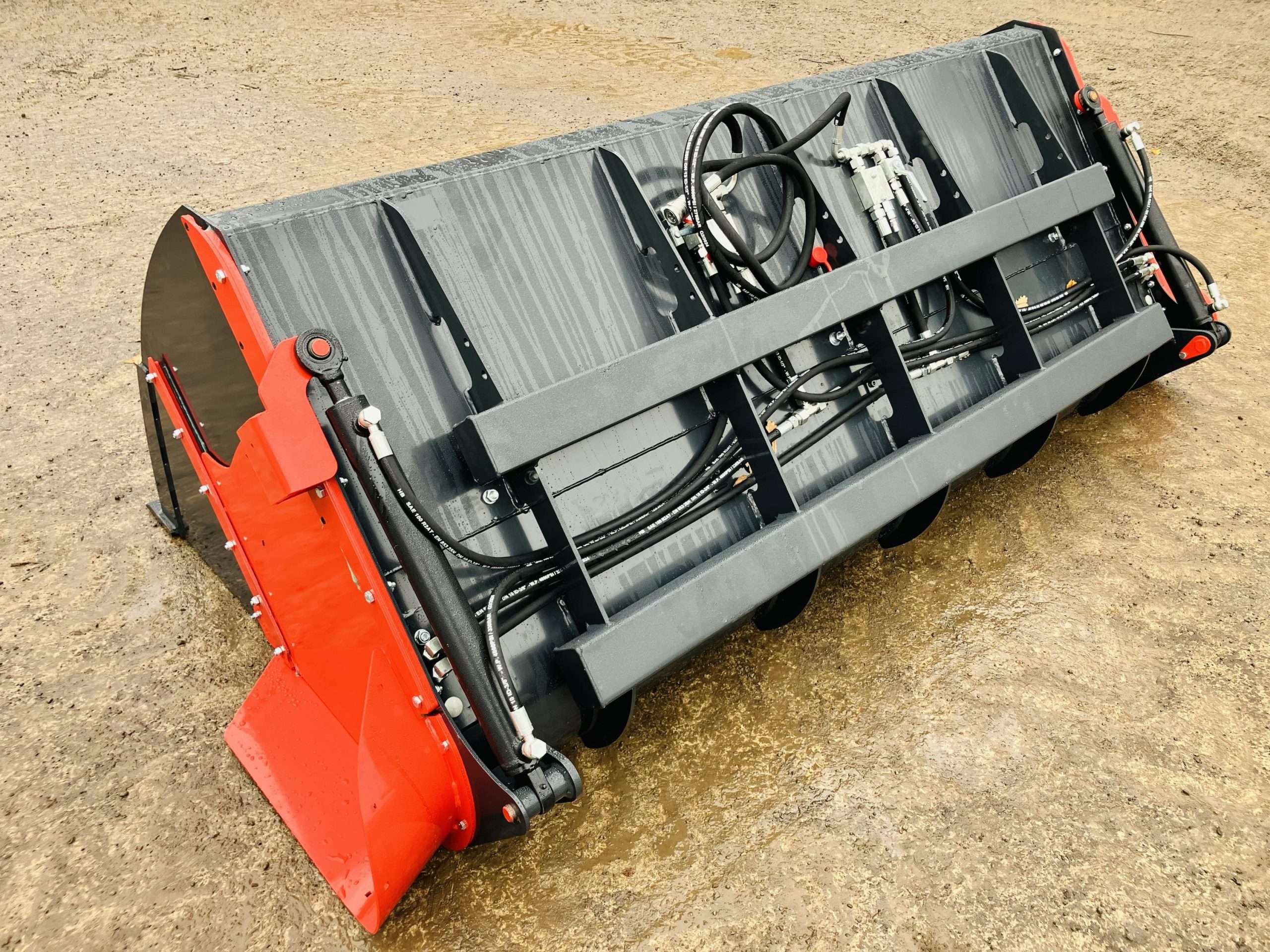 AUGER / FEED BUCKET - Image 2