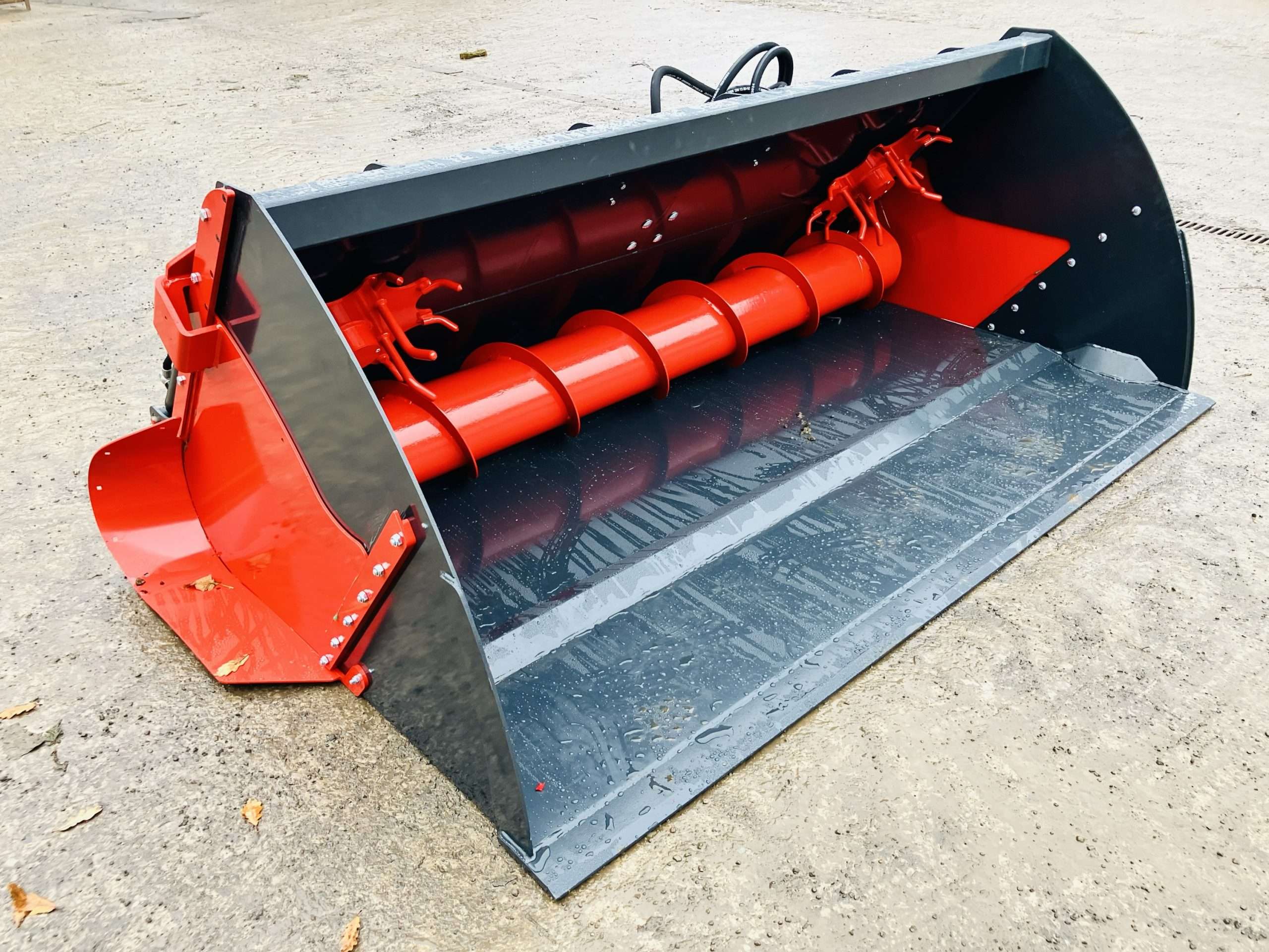 AUGER / FEED BUCKET - Image 5