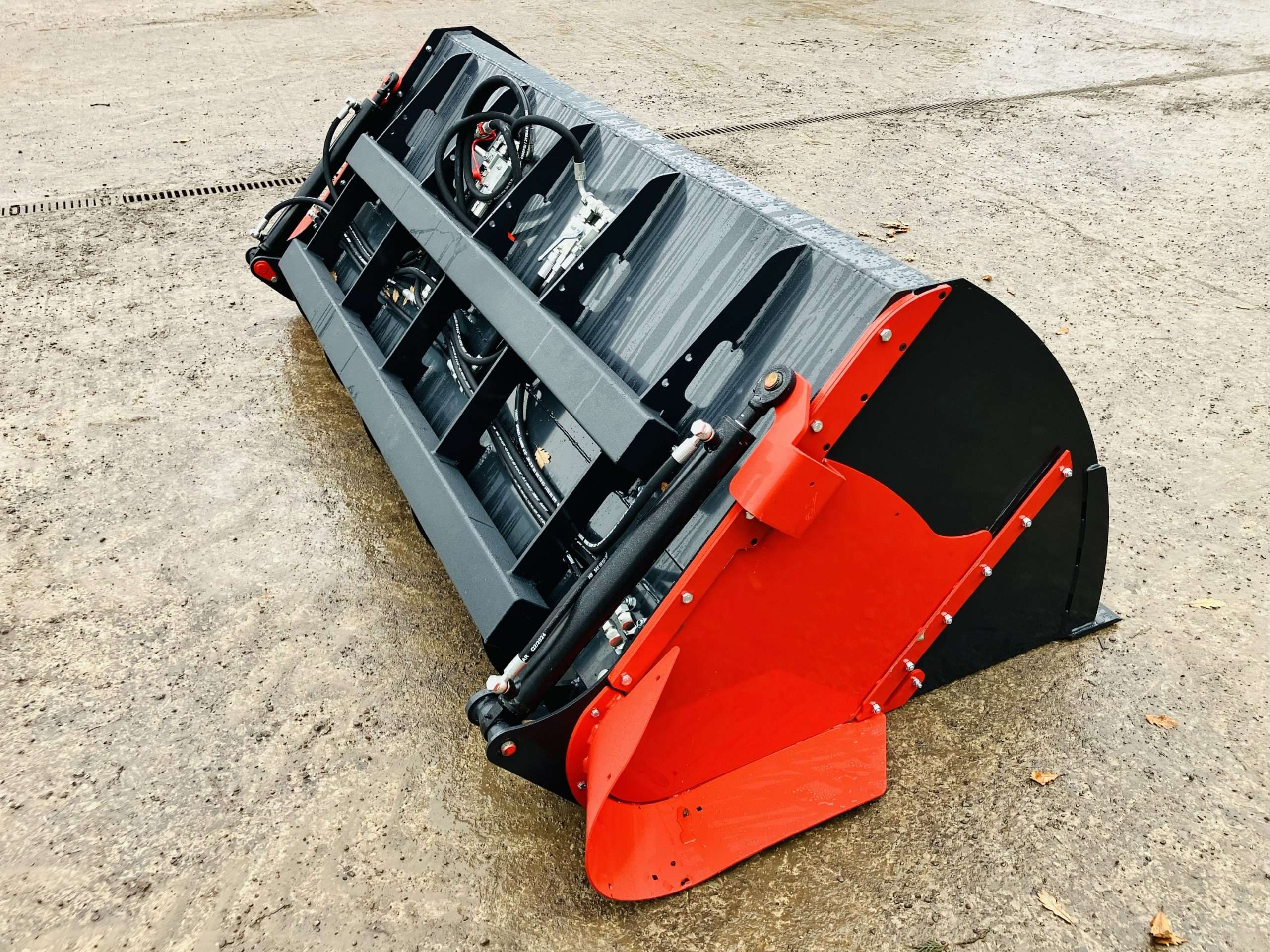 AUGER / FEED BUCKET - Image 3