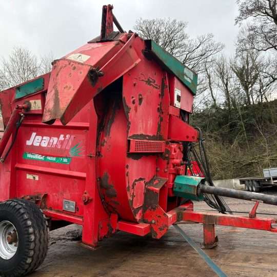Used Jeantil P2800 Straw Chopper